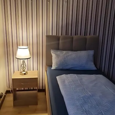 Semesterbostad Ferienzimmer-monteurzimmer *
