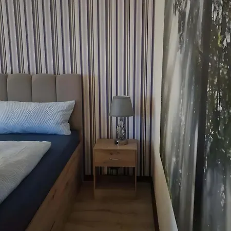 Semesterbostad Ferienzimmer-monteurzimmer *
